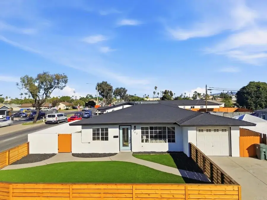 704 J Street, Chula Vista, CA 91910 - Image #2