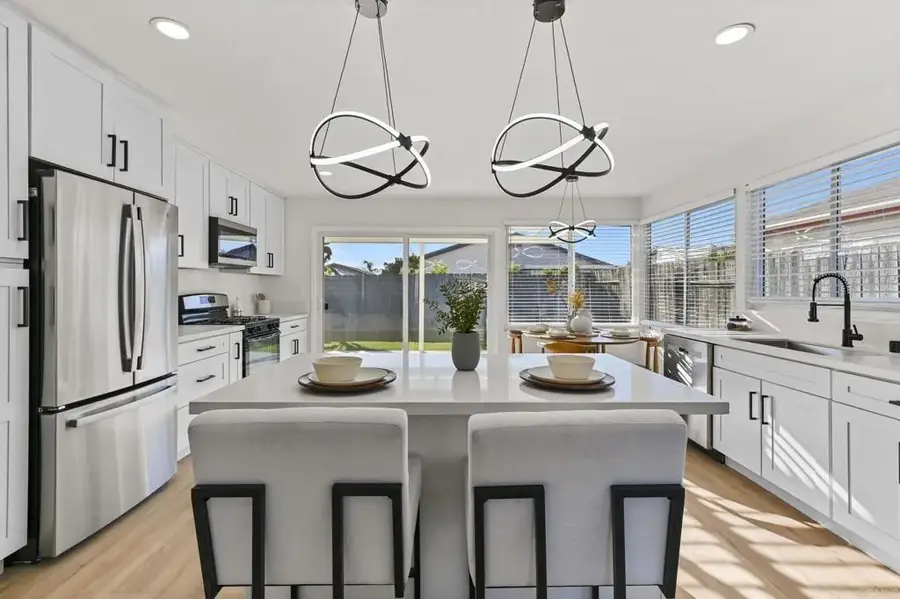 11358 Vela Drive, San Diego, CA 92126 - Image #2