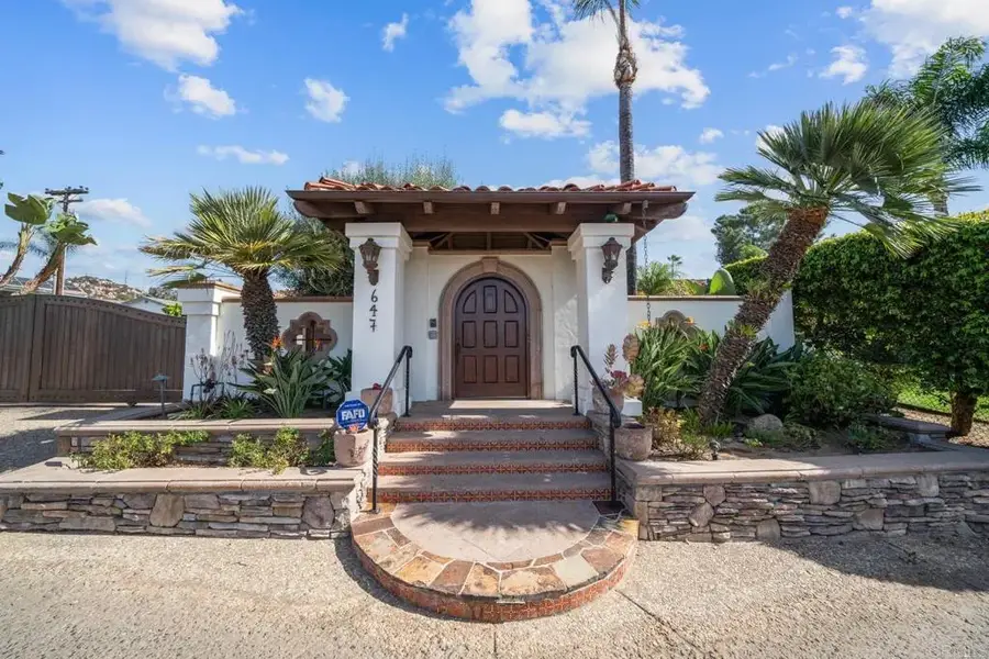 647 Crest Drive, El Cajon, CA 92019 - #3