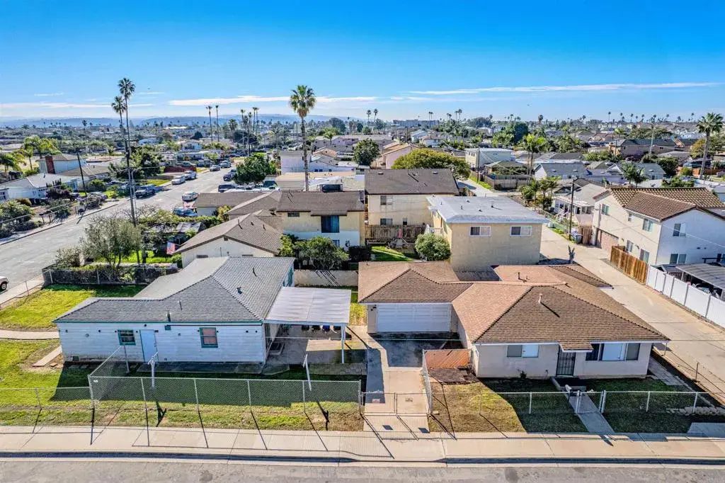 432 8th St, Imperial Beach, CA 91932 - #1