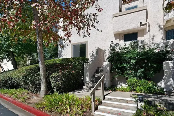 8448 Via Sonoma #100, La Jolla, CA 92037