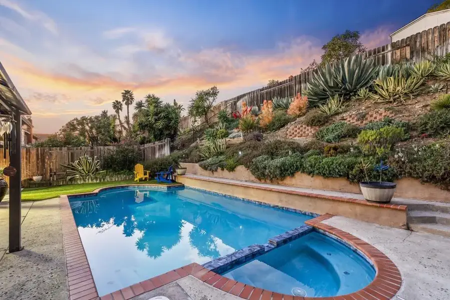 13052 Trail Dust Ave, San Diego, CA 92129 - Image #2