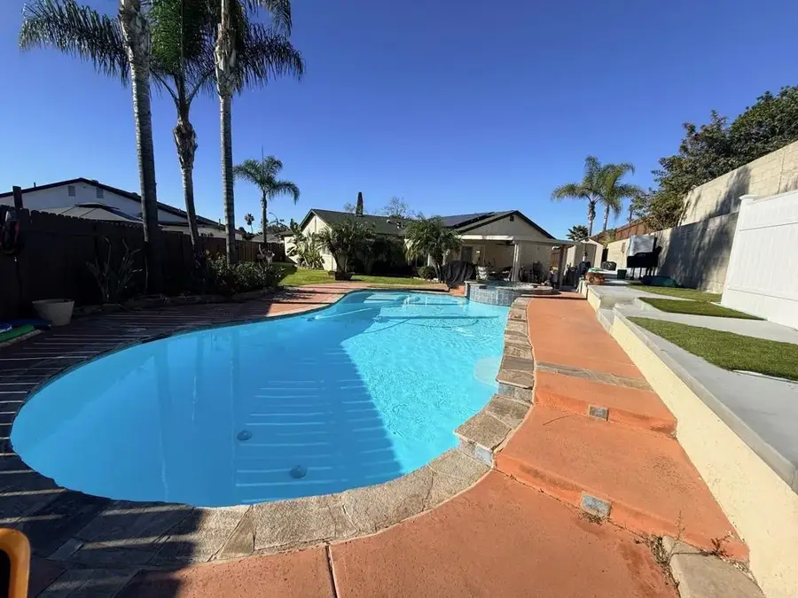 10947 Westmore Lane, San Diego, CA 92126 - Image #2