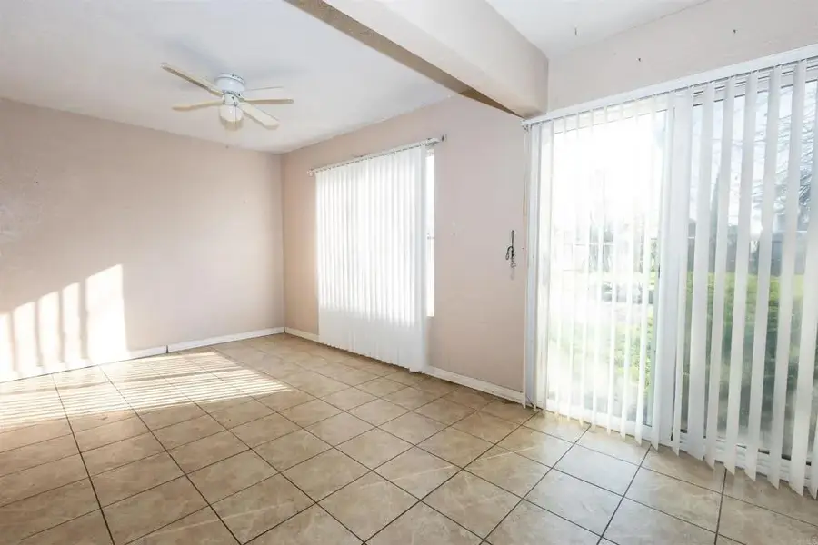 1410 Grayson Circle, Firebaugh, CA 93622 - Image #3