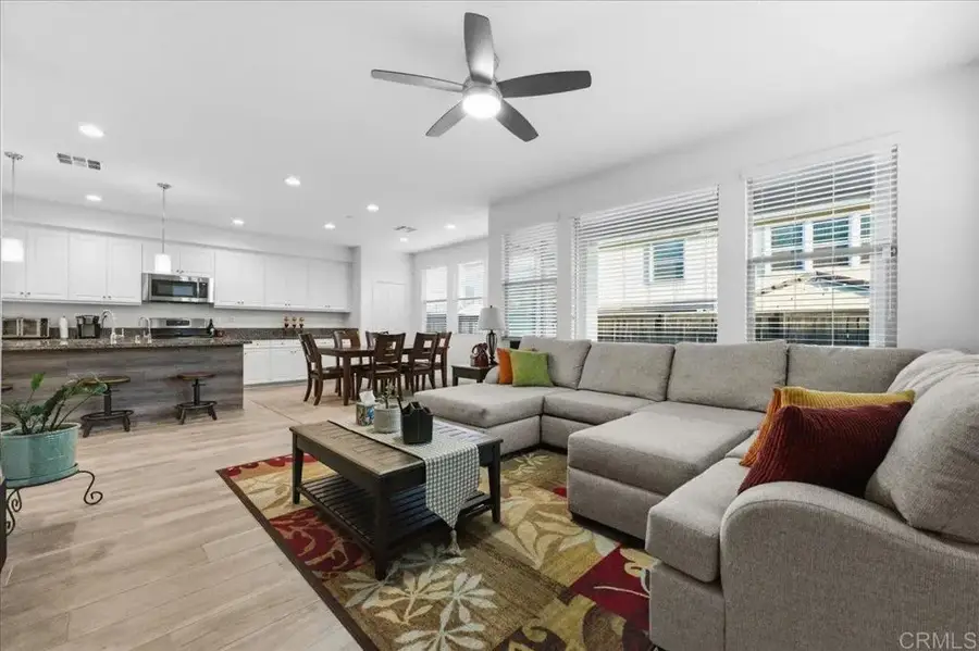 1184 Calle Oroblanco #3, Chula Vista, CA 91913 - Image #2