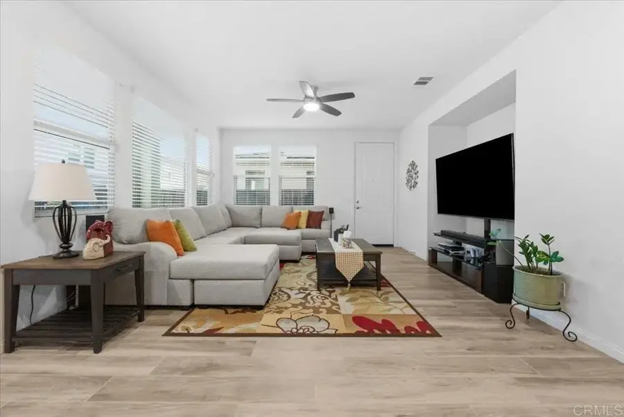 1184 Calle Oroblanco #3, Chula Vista, CA 91913 - Image #3