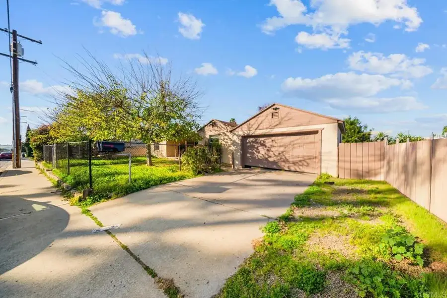 986 Merritt Drive, El Cajon, CA 92020 - #2