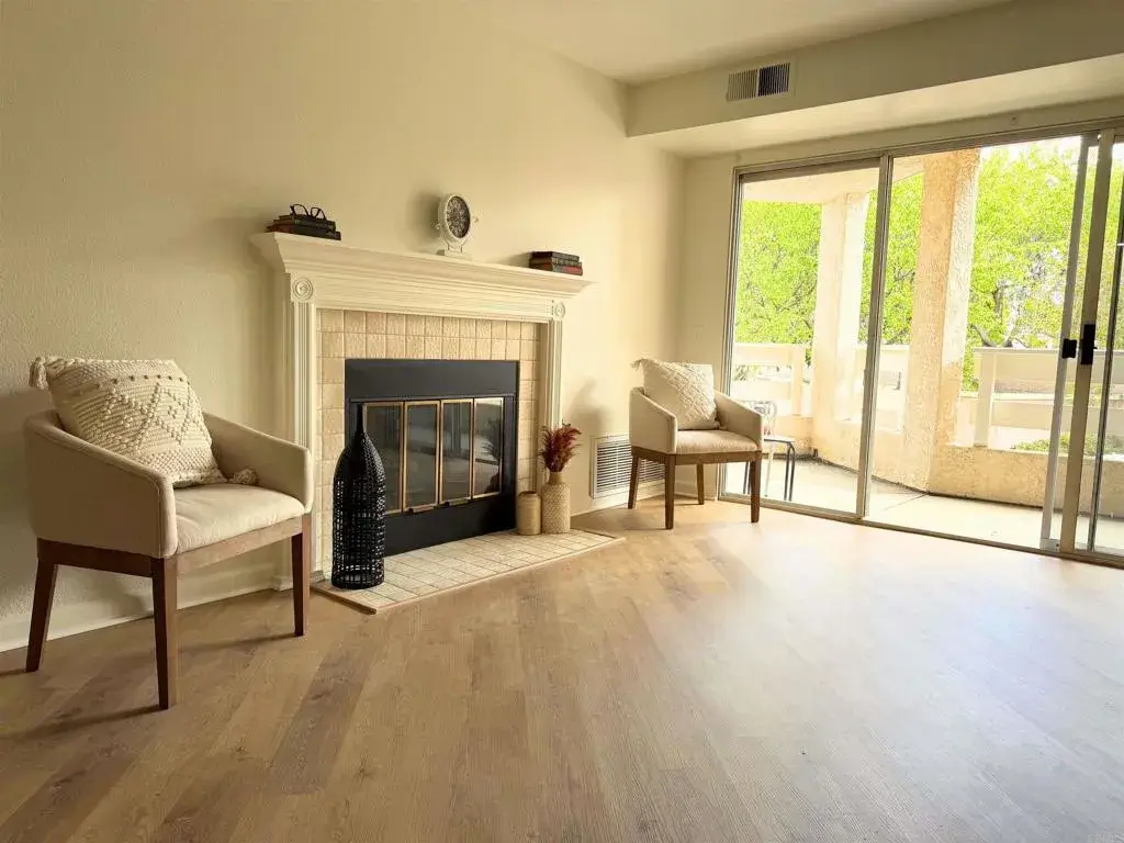 7067 Camino Revueltos #310, San Diego, CA 92111 - #1