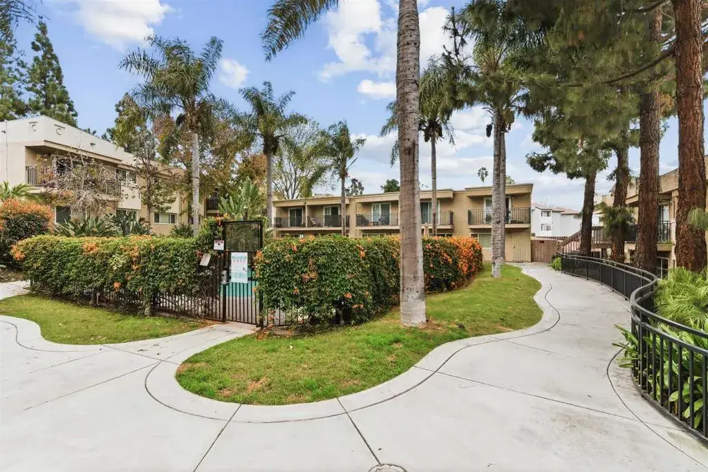 9860 Dale Ave #D7, Spring Valley, CA 91977 - #1