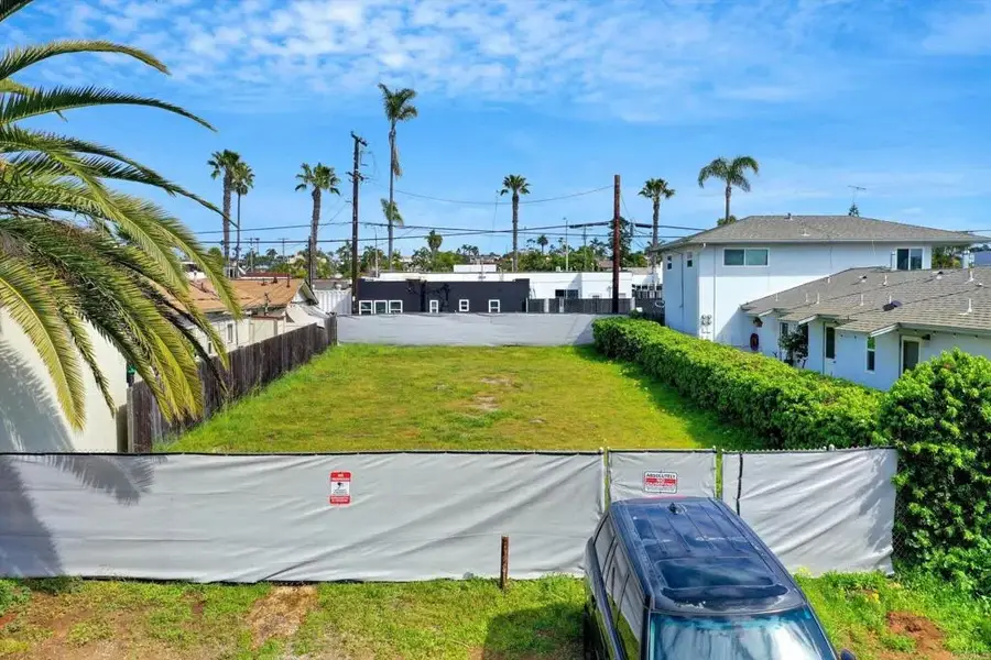 912 S. Tremont, Oceanside, CA 92054 - #2