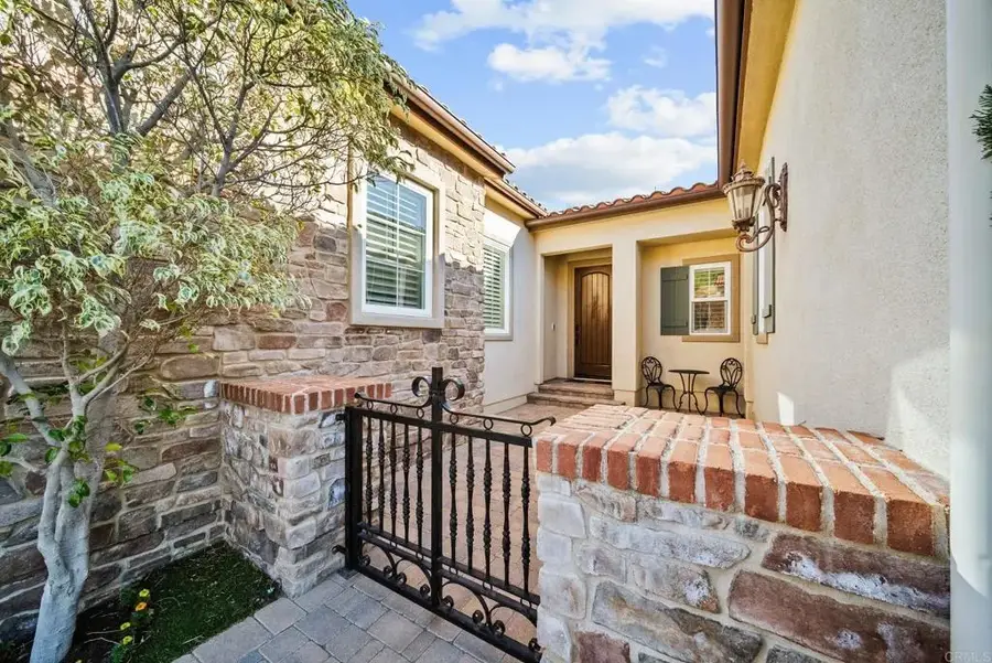 20300 Via Urbino, Porter Ranch, CA 91326 - #2