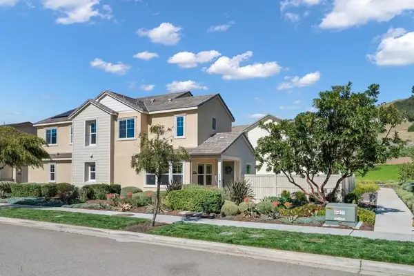 21715 Deer Grass Drive, Escondido, CA 92026