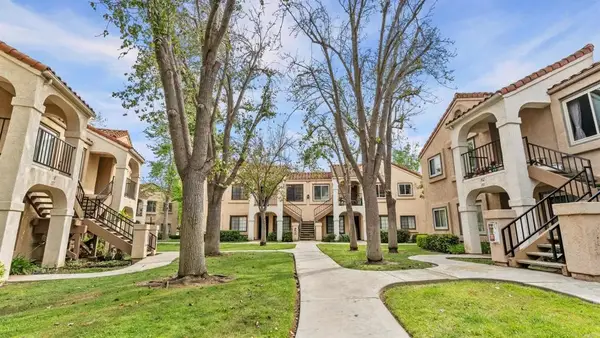 10684 Dabney Drive #106, San Diego, CA 92126