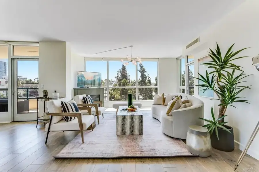510 1st Ave #402, San Diego, CA 92101 - #3