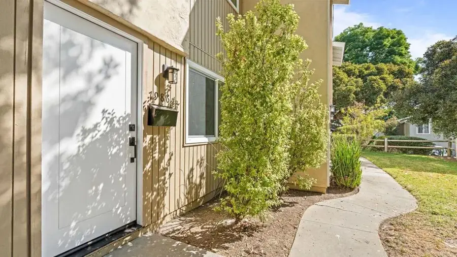 7986 Camino Jonata, San Diego, CA 92122 - #2