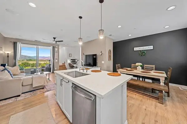 2394 Element Way #2, Chula Vista, CA 91915