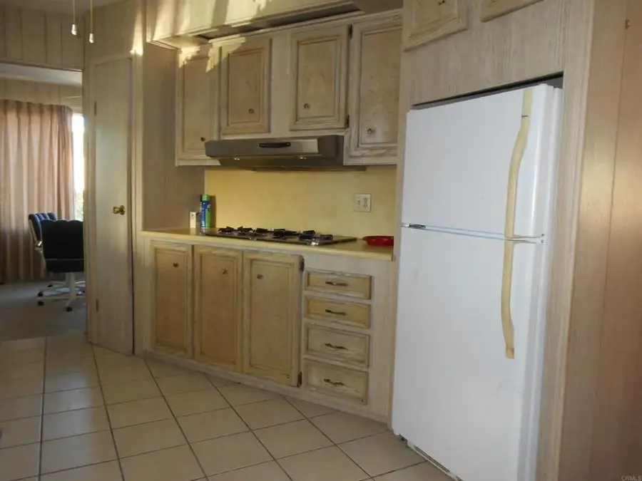 2003 Hts Dr. #88, San Diego, CA 92105 - #3