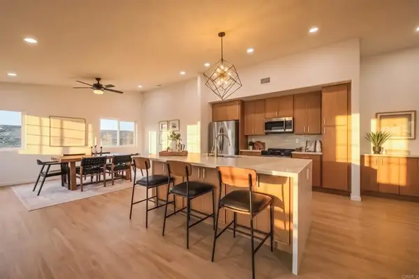 5240 Jack Pine Ct, Oceanside, CA 92056