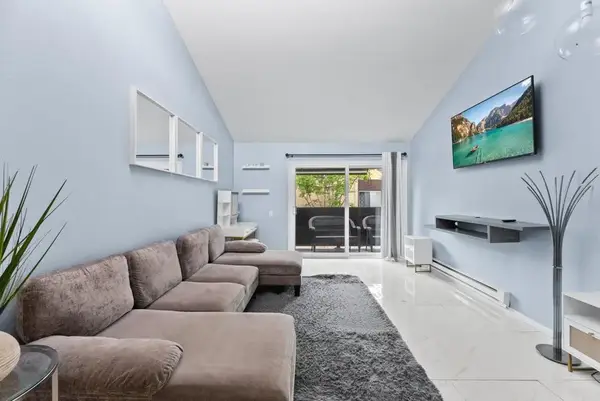 3456 Castle Glen Drive #273, San Diego, CA 92123
