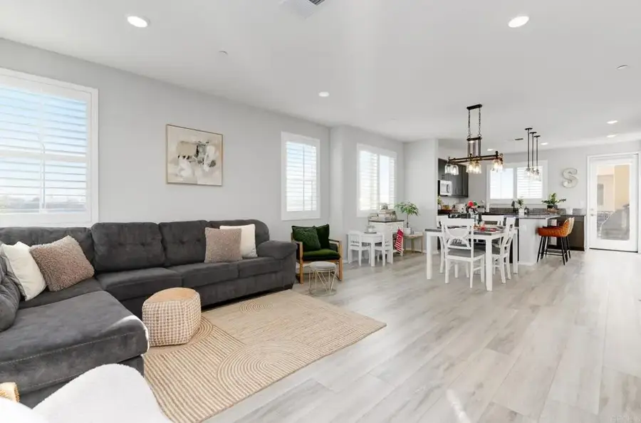 5276 Beachfront Cove Street #237, San Diego, CA 92154 - #3