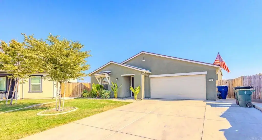 5803 Vespucci Avenue, Bakersfield, CA 93313 - #1