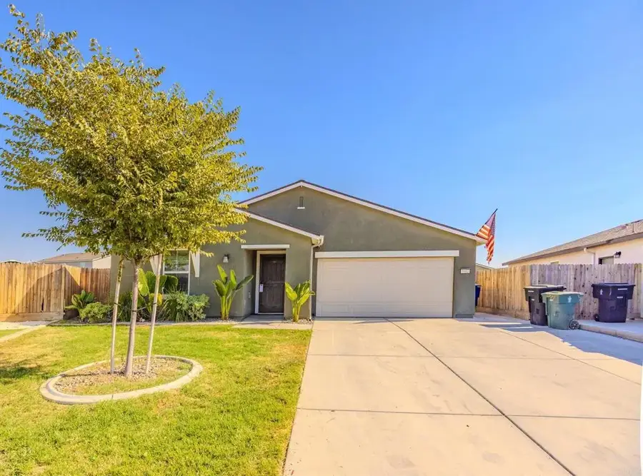 5803 Vespucci Avenue, Bakersfield, CA 93313 - #2