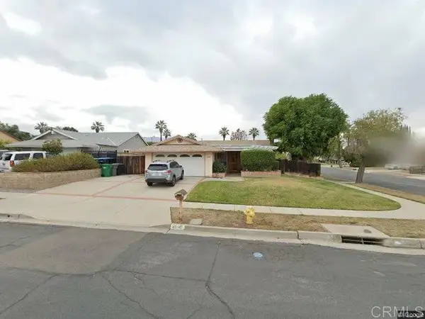 2040 Santa Barbra, Corona, CA 92882