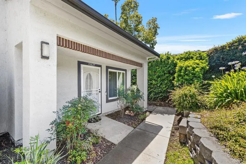 10627 Aristocrat Ct., Santee, CA 92071 - #1