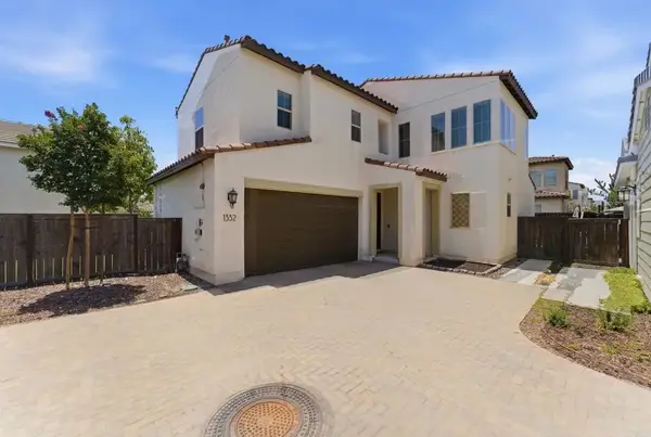 1332 Camino Carmelo, Chula Vista, CA 91913