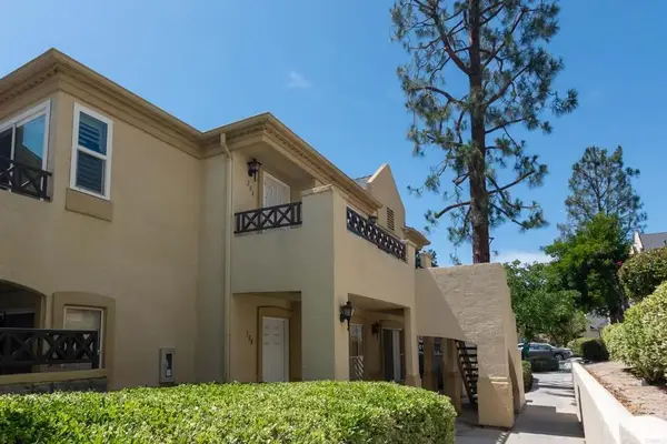 2023 Lakeridge Circle, #204, Chula Vista, CA 91913