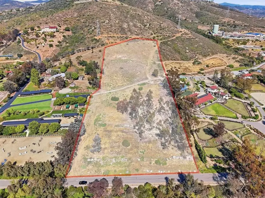 18411 Via De Las Flores, Rancho Santa Fe, CA 92067 - #2