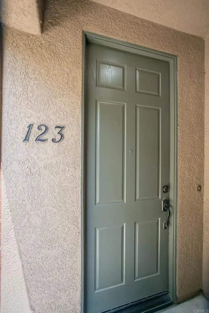 425 S Meadowbrook Dr #123, San Diego, CA 92114 - #2