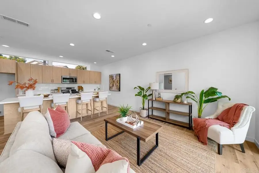 2254 Calle Chanate, San Diego, CA 92139 - #2