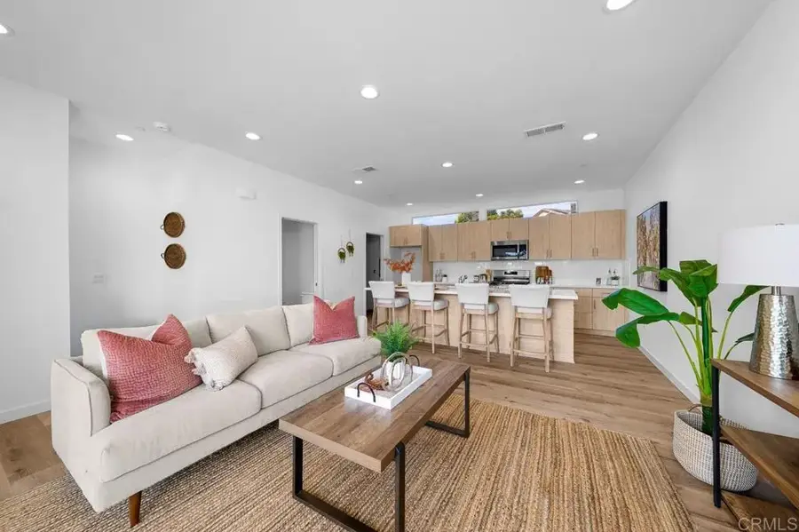 2254 Calle Chanate, San Diego, CA 92139 - #3
