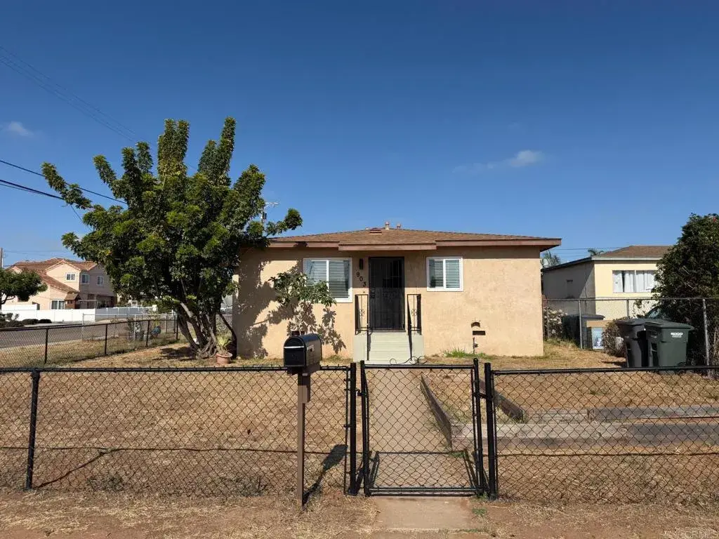 935 Elm Avenue, Imperial Beach, CA 91932 - #1