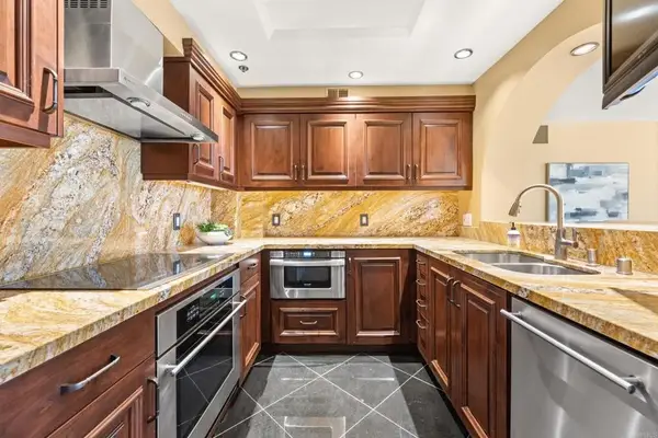 200 Harbor Drive #803, San Diego, CA 92101
