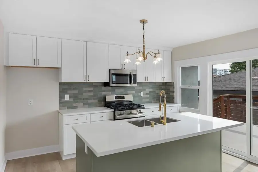 2453 Curlew St, San Diego, CA 92101 - #2