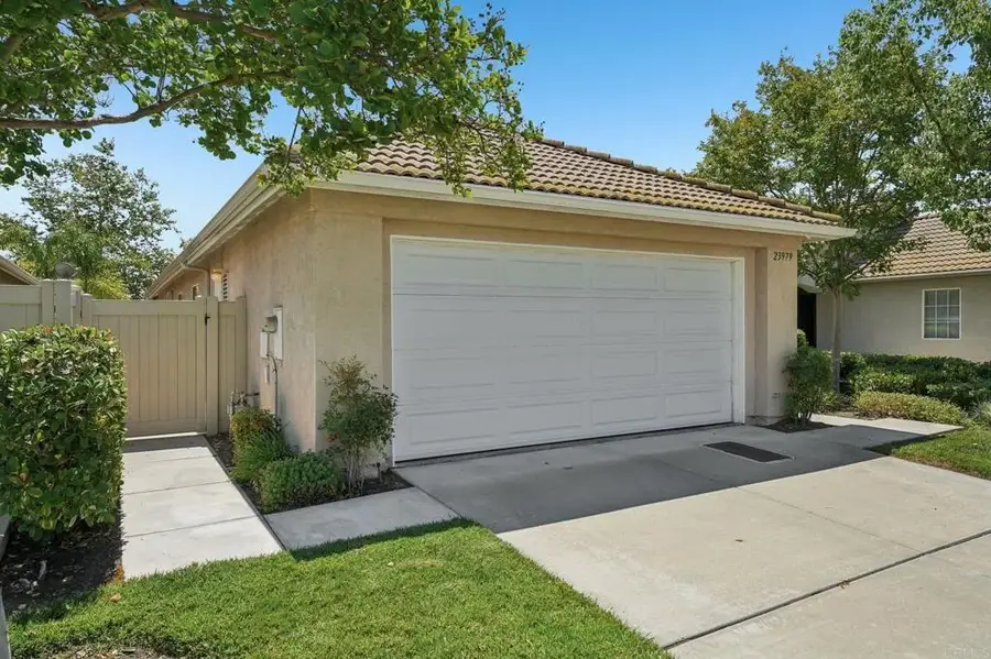 23979 Via Astuto, Murrieta, CA 92562 - #2