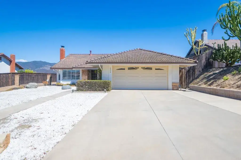 2556 Wind River Road, El Cajon, CA 92019 - #1