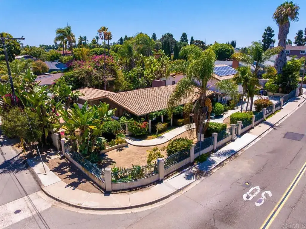 487 Hilltop Dr, Chula Vista, CA 91910 - #1