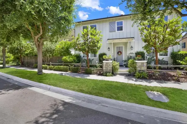 2640 Overlook Point Drive, Escondido, CA 92029