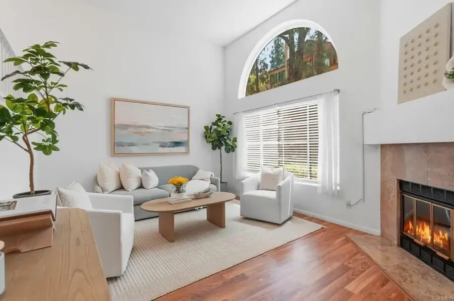 9230 Lake Murray Boulevard #F, San Diego, CA 92119 - #2