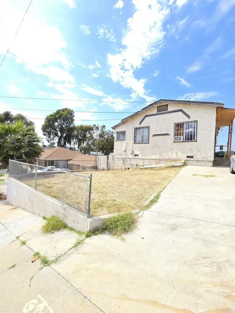 4166 Newton Avenue, San Diego, CA 92113 - #2