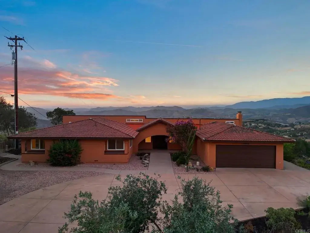 30603 Roadrunner, Valley Center, CA 92082 - #1