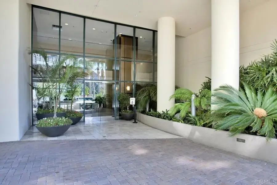 110 W Island Avenue, San Diego, CA 92101 - #3