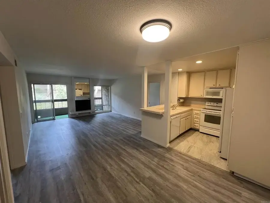 10400 Caminito Cuervo #255, San Diego, CA 92108 - #3