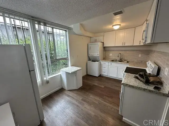 279 Moss Street #13, Chula Vista, CA 91911 - #3
