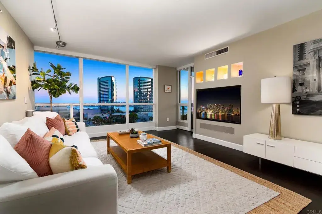 555 Front, San Diego, CA 92101 - #1