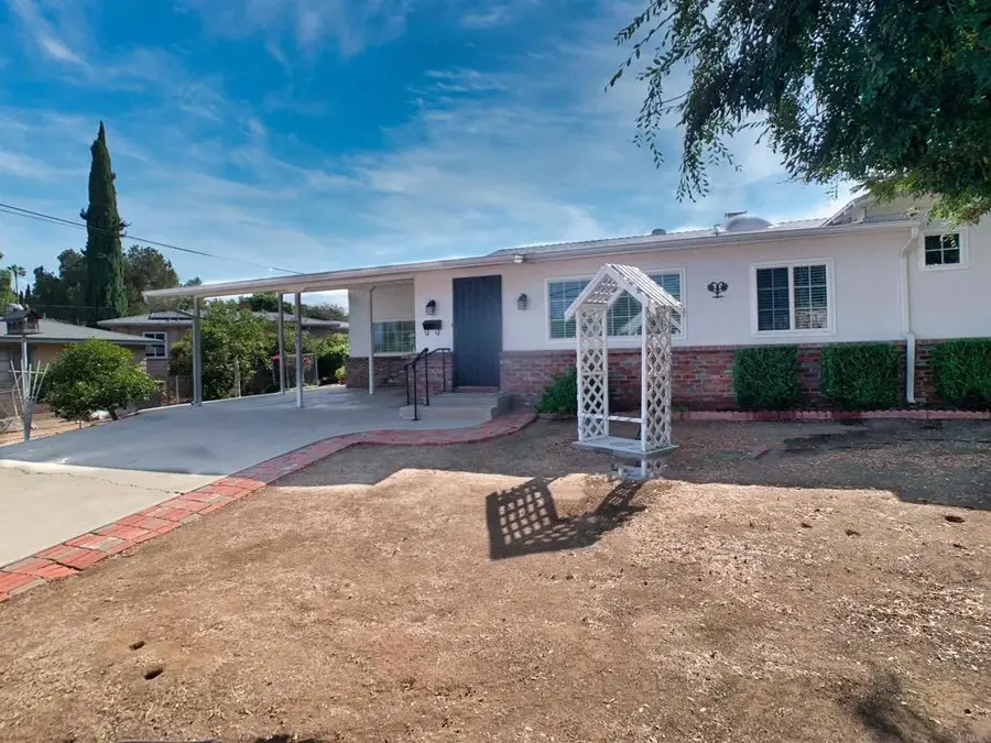 9161 Emerald Grove Avenue, Lakeside, CA 92040 - #2