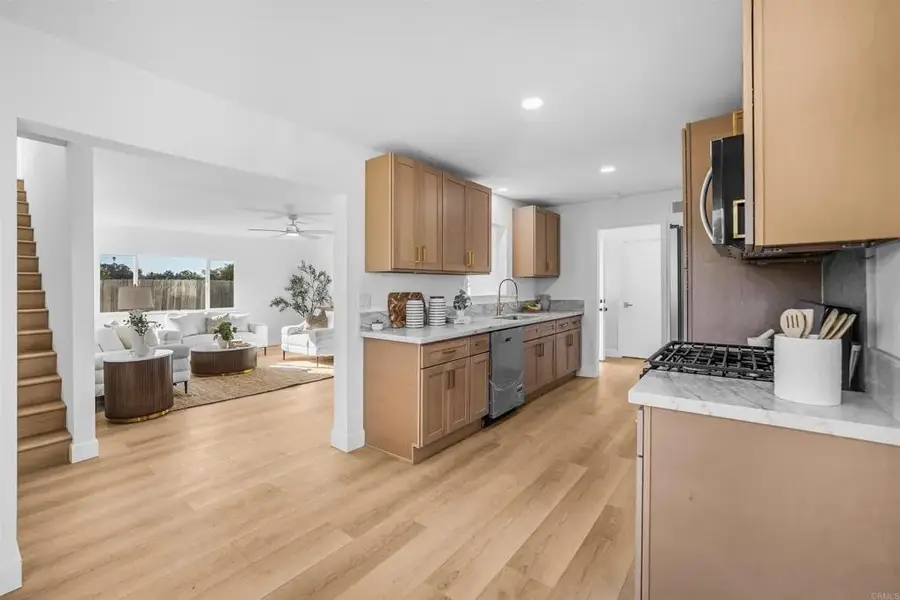 152 Welling Way, San Diego, CA 92114 - #3
